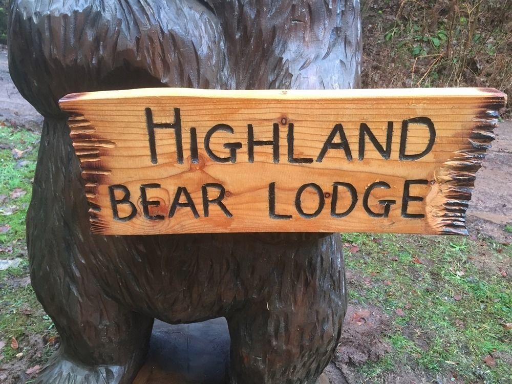 Highland Bear Lodge & Luxury Bear Huts Drumnadrochit Exterior photo