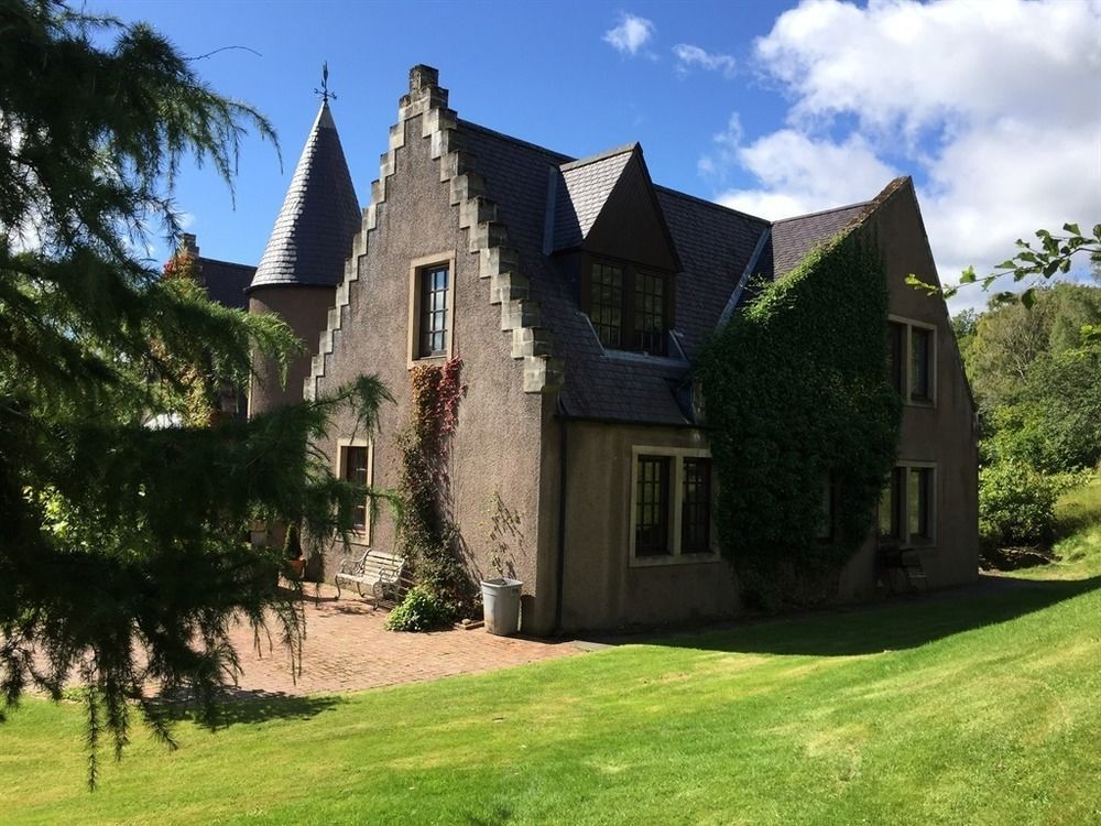 Highland Bear Lodge & Luxury Bear Huts Drumnadrochit Exterior photo