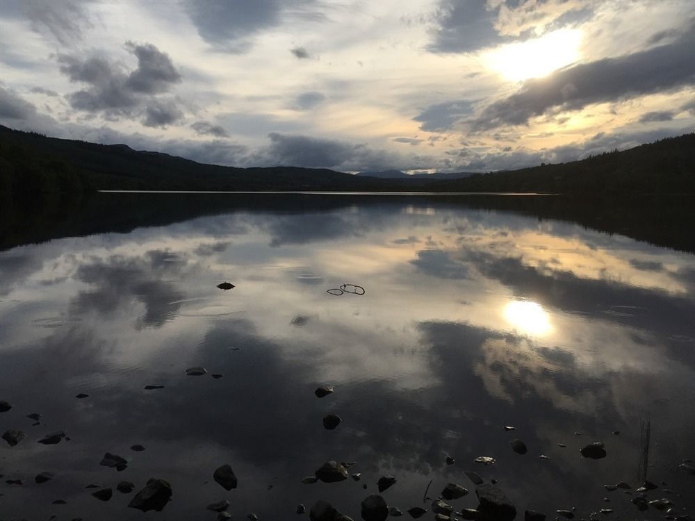 Highland Bear Lodge & Luxury Bear Huts Drumnadrochit Exterior photo